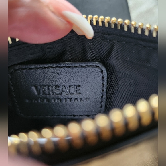 Versace leather cardholder with straps - Picture 9 of 10